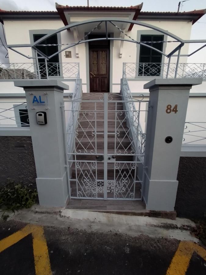 Bus Stop House 84 Funchal  Ngoại thất bức ảnh